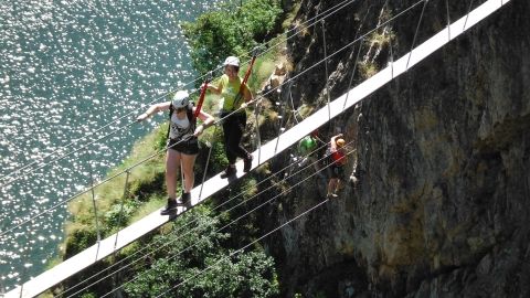 Via Ferrata Ardeche lozere - Lac de Villefort6.JPG